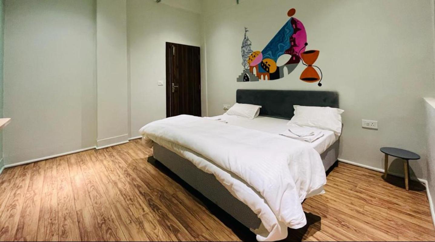 My Roomz Banaras Varanasi Bagian luar foto